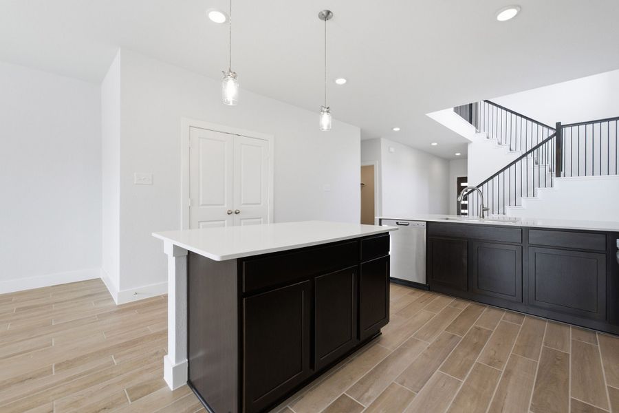 Furnished interior view inside a new home in Magnolia Springs, Montgomery (Image 11).