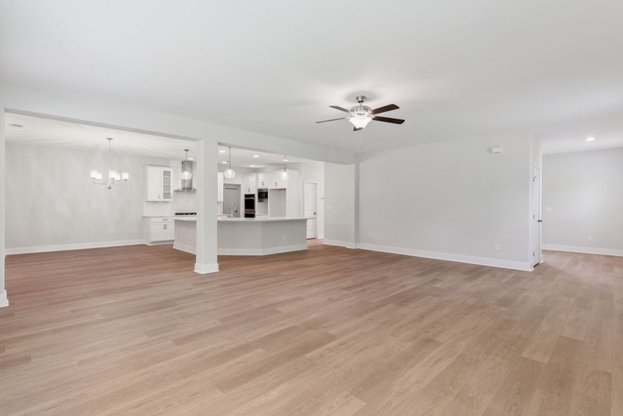Spacious, unfurnished interior of a new home in NorthShore on the St. Marys River, Kingsland (Image 28).