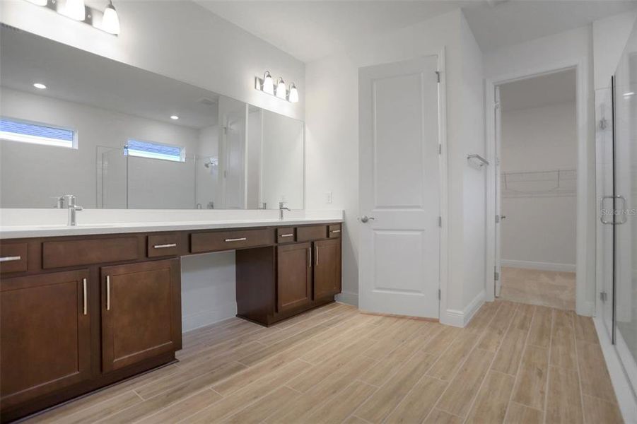 Furnished interior view inside a new home in Seaire, Parrish (Image 12).