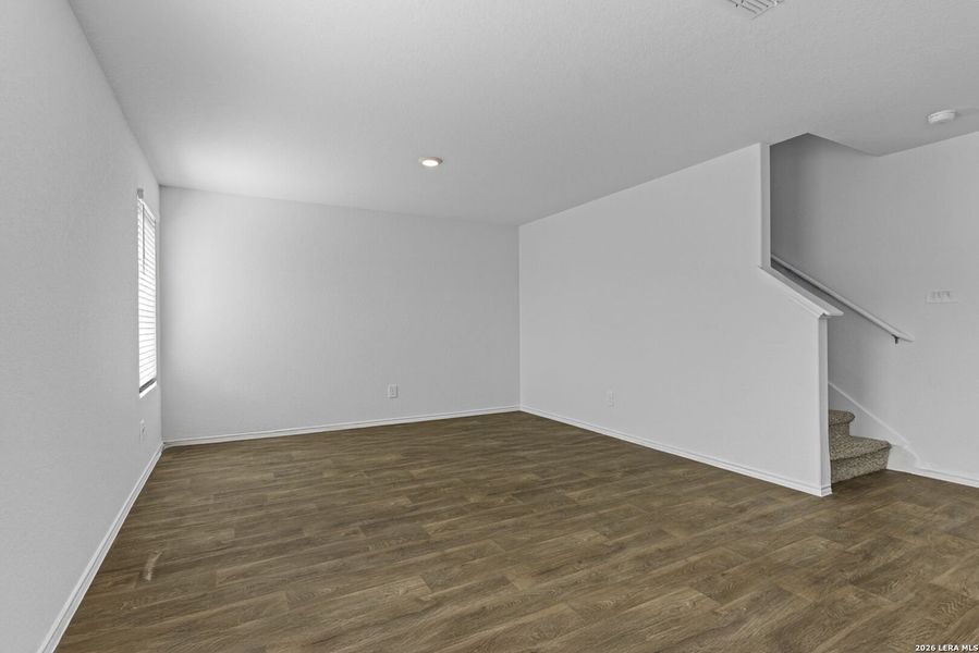 Spacious, unfurnished interior of a new home in Stonehill, San Antonio (Image 23).