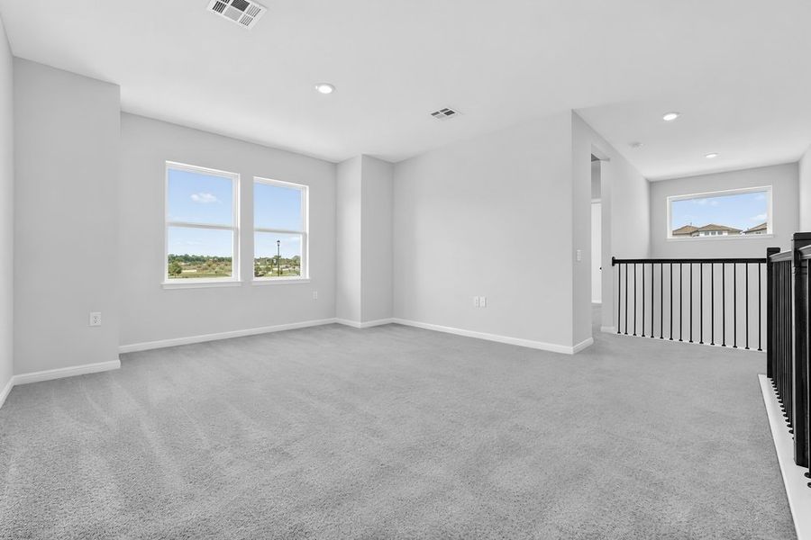 Spacious, unfurnished interior of a new home in Silverleaf, Cedar Creek (Image 34). Spacious, unfurnished interior of a new home in Silverleaf, Cedar Creek (Image 34).