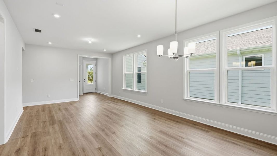 Spacious, unfurnished interior of a new home in Sun City Hilton Head, Bluffton (Image 18).