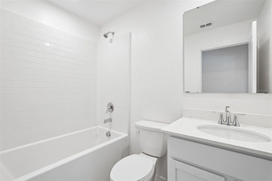 Furnished interior view inside a new home in Port Charlotte, Port Charlotte (Image 11).