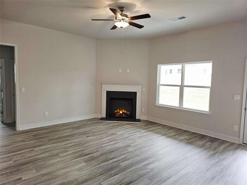 Spacious, unfurnished interior of a new home in Park Place, Bowdon (Image 3).