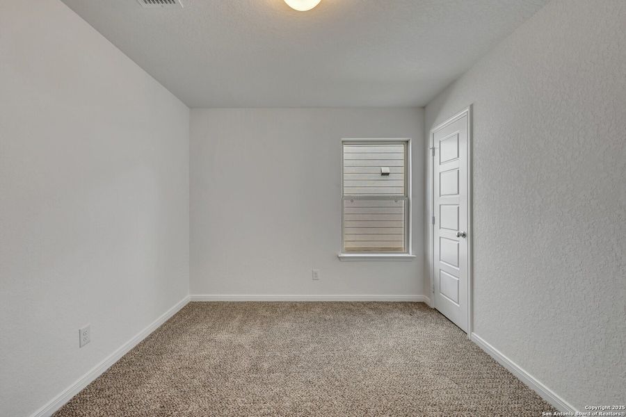 Spacious, unfurnished interior of a new home in Park Place, New Braunfels (Image 37). Spacious, unfurnished interior of a new home in Park Place, New Braunfels (Image 37).