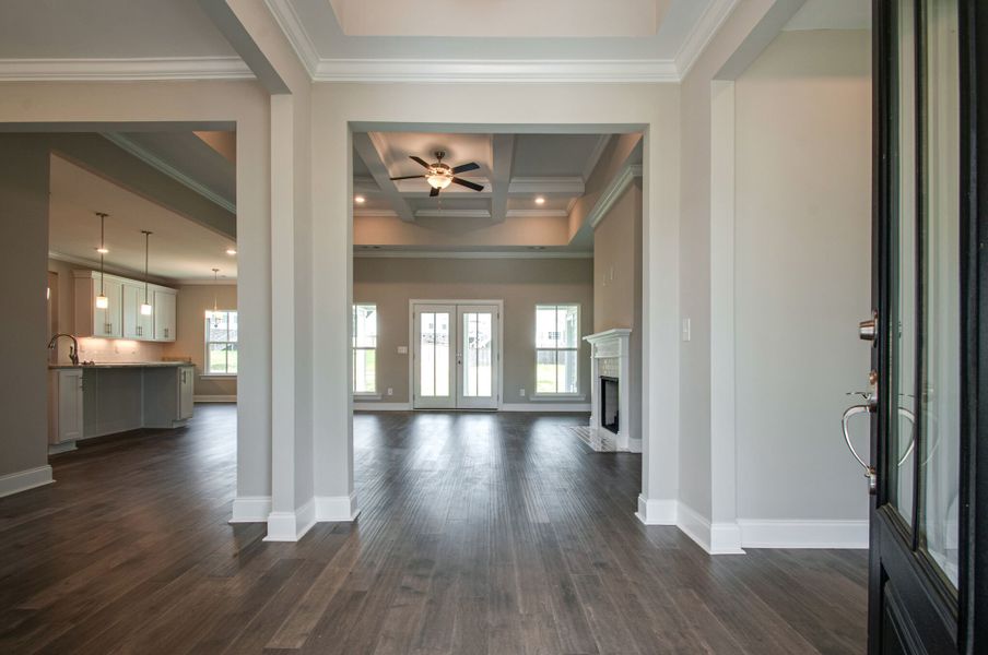 Rutledge III Farmhouse