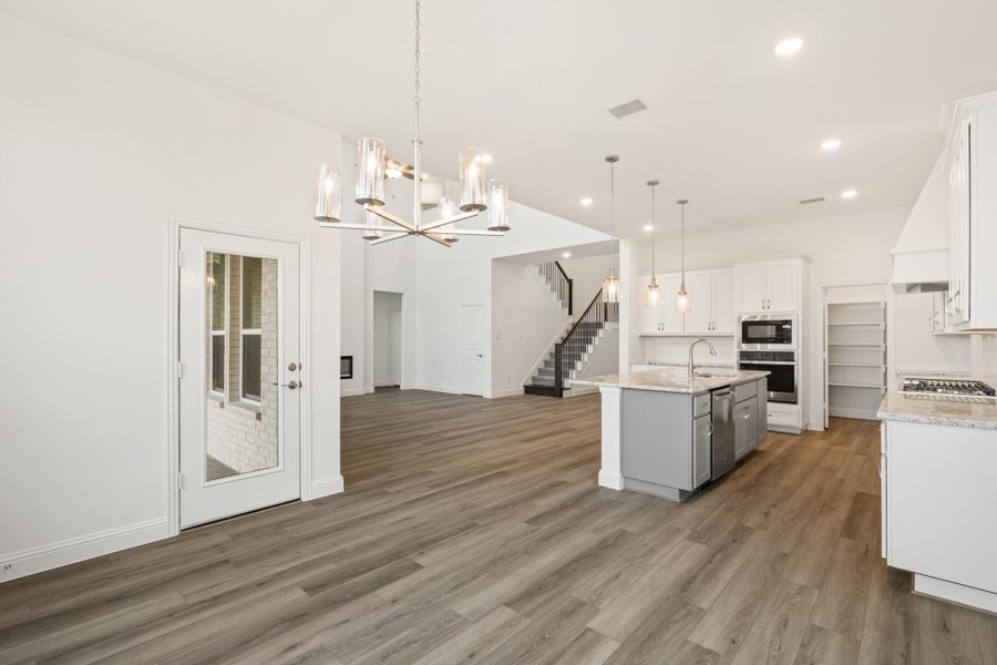 Furnished interior view inside a new home in Lake Breeze, Lavon (Image 13). Furnished interior view inside a new home in Lake Breeze, Lavon (Image 13).