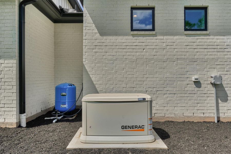 Exterior details and patio area of a home in , Montgomery (Image 33).
