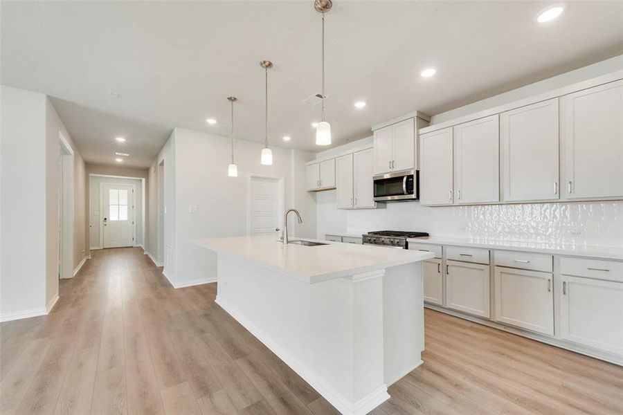 Furnished interior view inside a new home in Villages of Hurricane Creek, Anna (Image 10). Furnished interior view inside a new home in Villages of Hurricane Creek, Anna (Image 10).