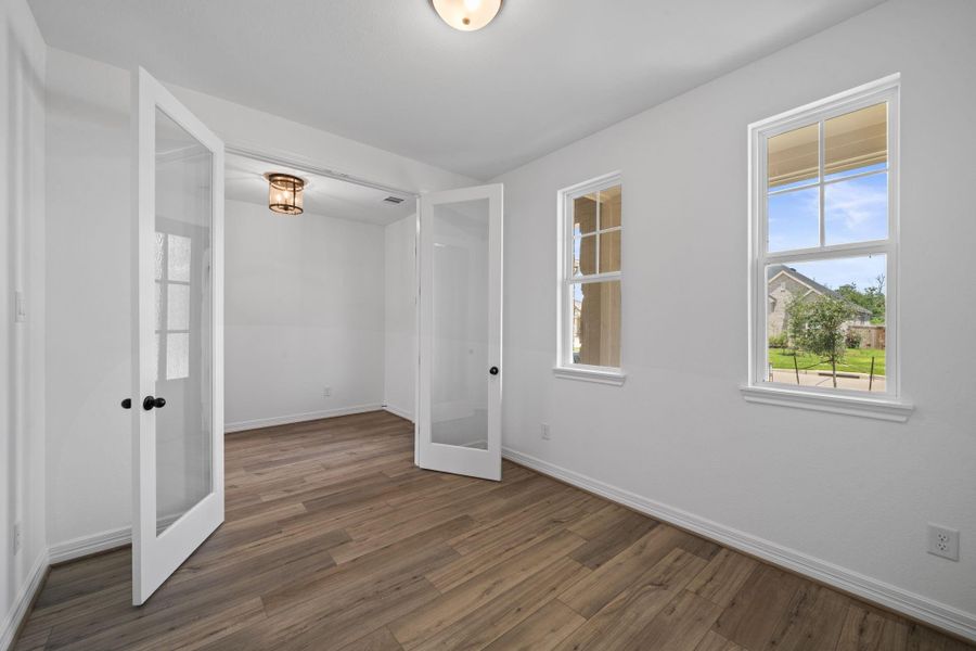 Spacious, unfurnished interior of a new home in Dellrose, Hockley (Image 16).