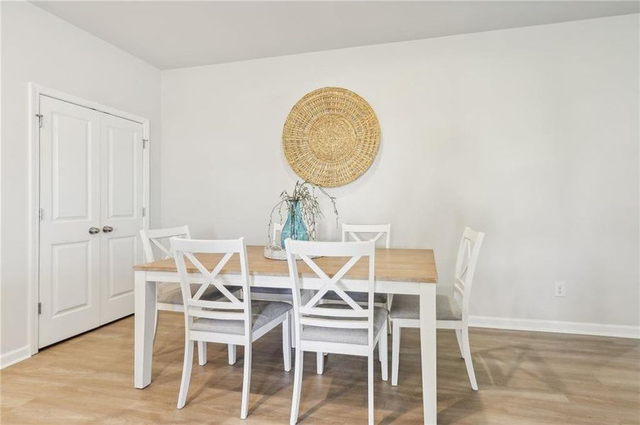 Furnished interior view inside a new home in Fairview Lake, Conyers (Image 9).