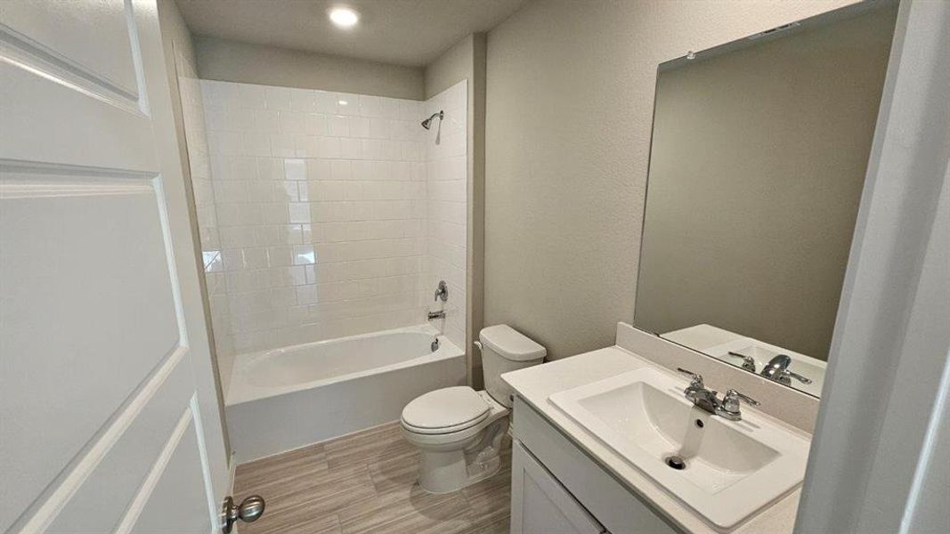 Furnished interior view inside a new home in Monarch at the Meadows, Ponder (Image 5). Furnished interior view inside a new home in Monarch at the Meadows, Ponder (Image 5).