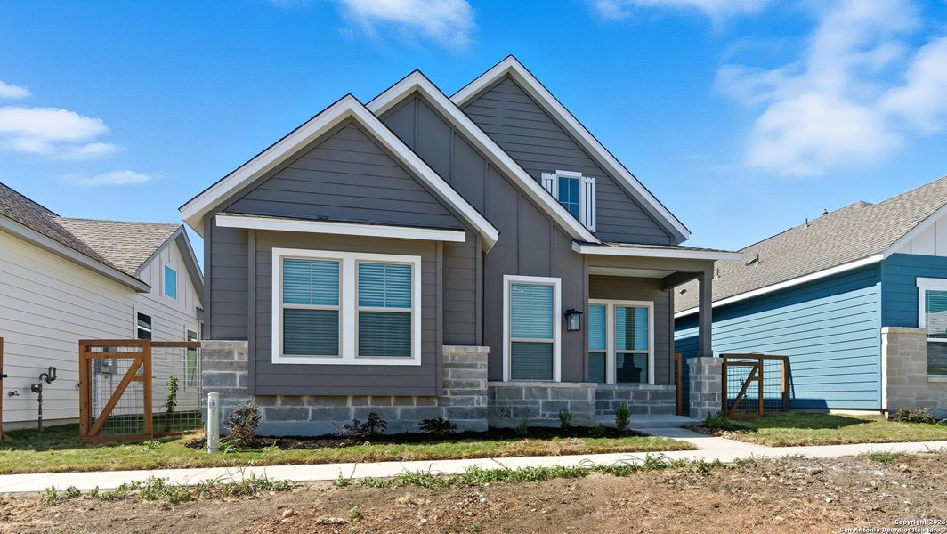 Exterior details and patio area of a home in The Crossvine – Garden Homes, Schertz (Image 22). Exterior details and patio area of a home in The Crossvine – Garden Homes, Schertz (Image 22).