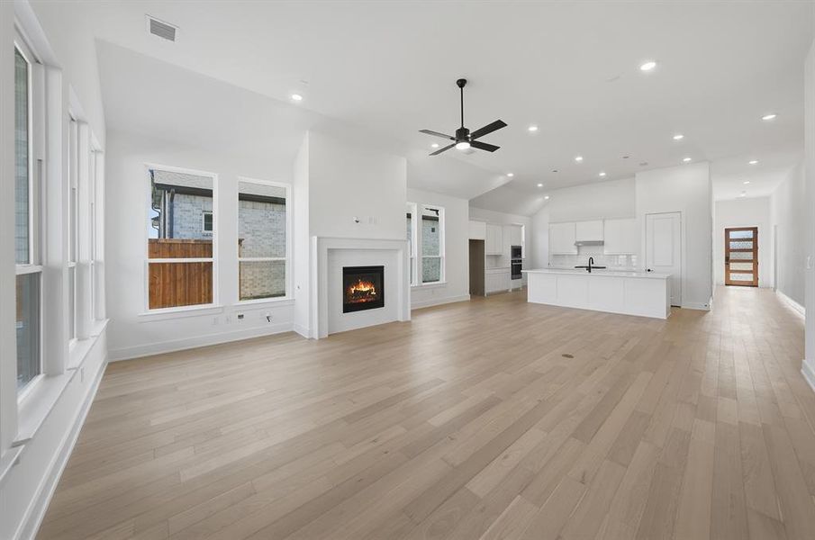 Spacious, unfurnished interior of a new home in Devonshire, Forney (Image 19).