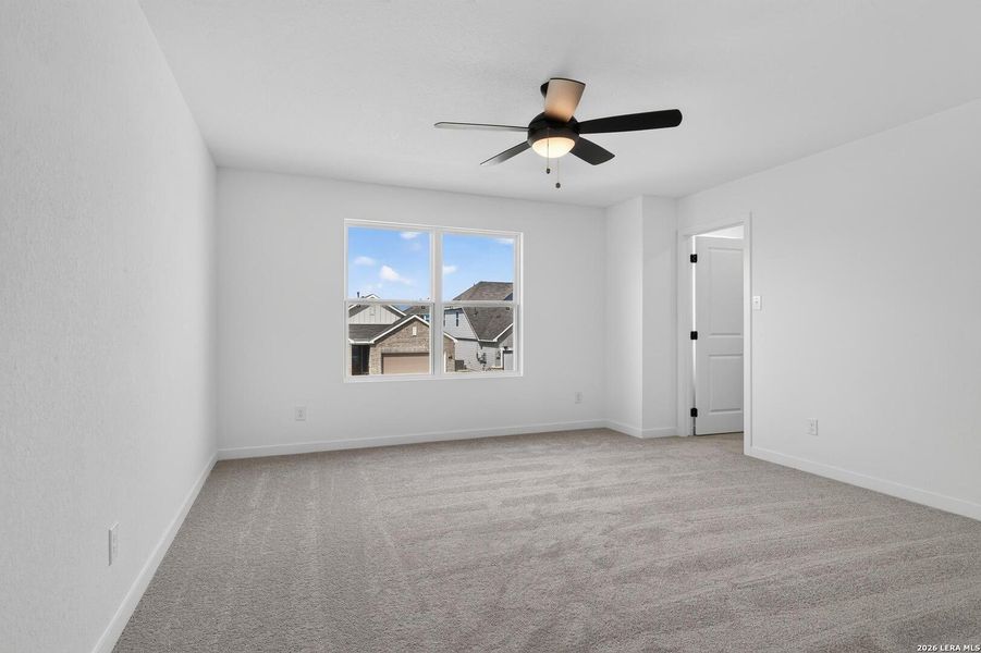 Spacious, unfurnished interior of a new home in Cordova Trails, Seguin (Image 24).