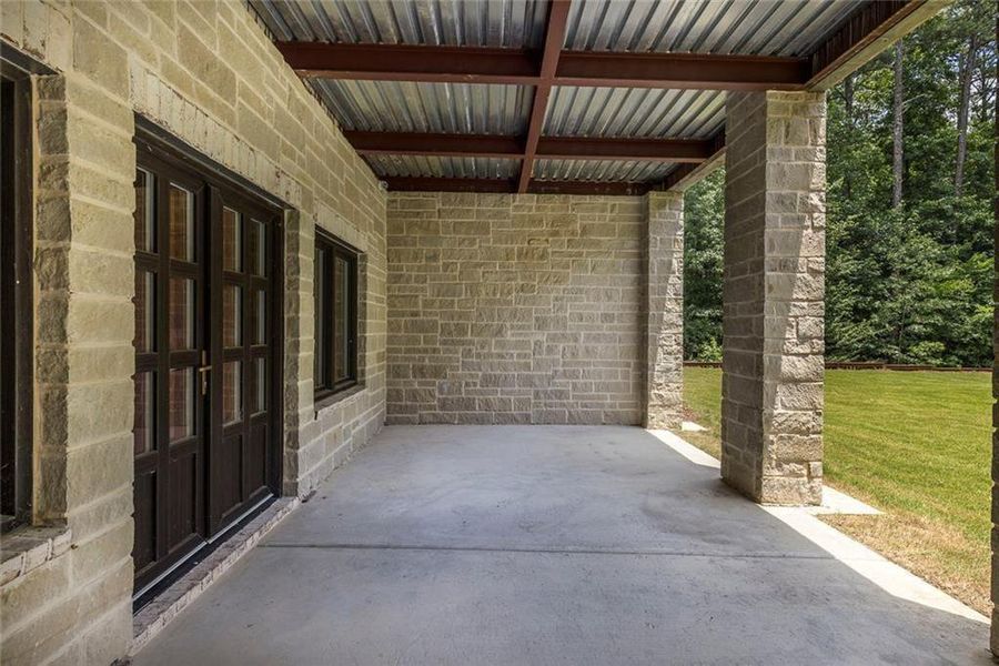 Exterior details and patio area of a home in , Roswell (Image 29).