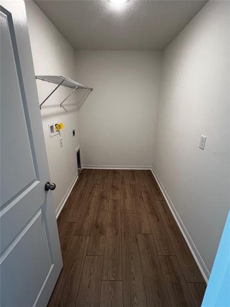 Spacious, unfurnished interior of a new home in , Parrish (Image 10).