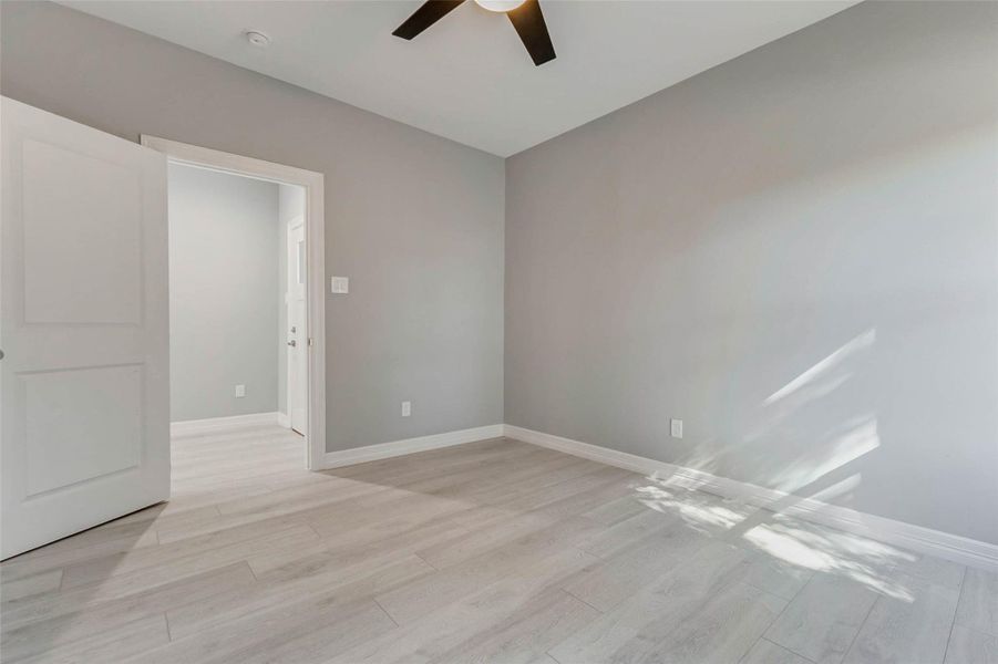Spacious, unfurnished interior of a new home in , Houston (Image 23).
