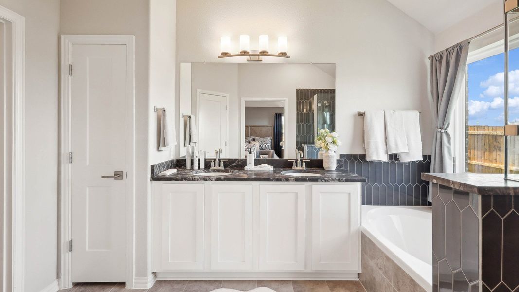 Laurel Floor Plan - Representative Photo
