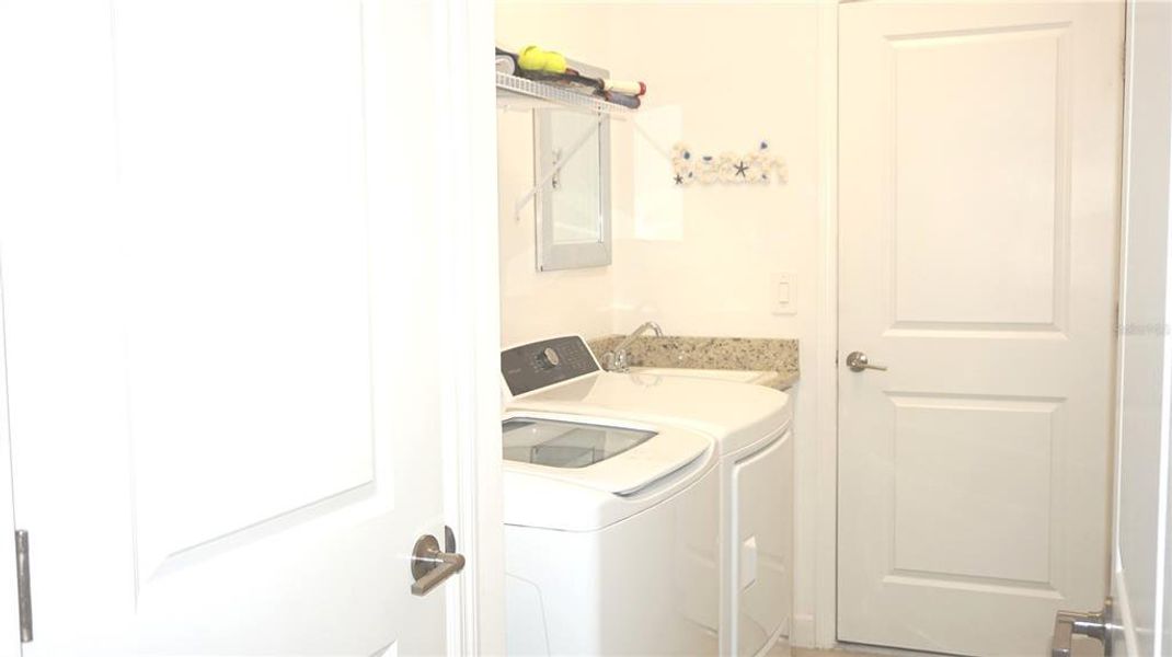 Furnished interior view inside a new home in , Bradenton (Image 10).