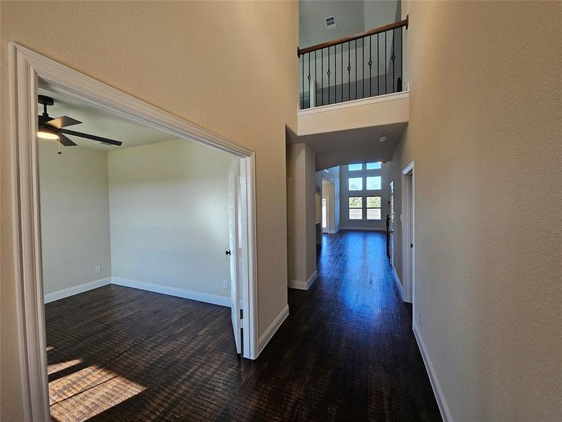 Spacious, unfurnished interior of a new home in Trails of Trenton, Trenton (Image 10).