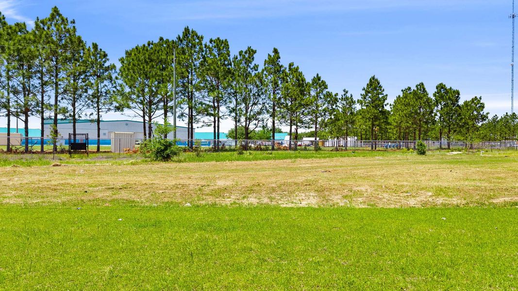 Natural landscape and outdoor views near Owl's Head Farms in Freeport (Image 36). Natural landscape and outdoor views near Owl's Head Farms in Freeport (Image 36).