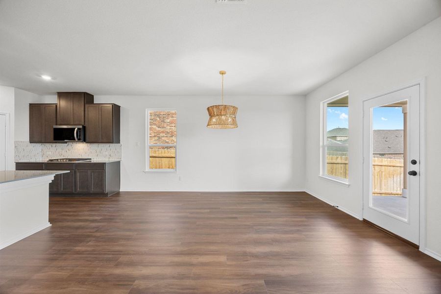 Spacious, unfurnished interior of a new home in Salerno - Classic Collection, Round Rock (Image 14).