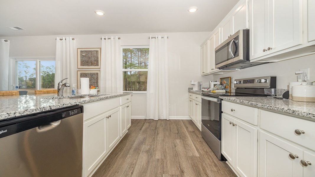 Representative furnished interior of a home built from the GALEN by D.R. Horton in Dove Crossing, Conway (Image 5). Representative furnished interior of a home built from the GALEN by D.R. Horton in Dove Crossing, Conway (Image 5).