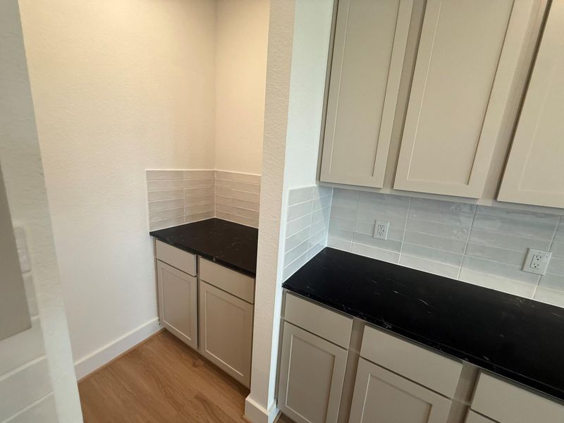 Whether you’re a seasoned chef or a novice just learning the ropes, this kitchen invites you to unleash your culinary creativity and savor every moment spent within its inviting walls.