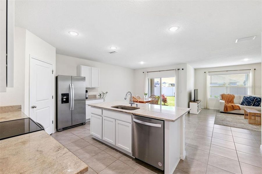 Furnished interior view inside a new home in , Wesley Chapel (Image 8).