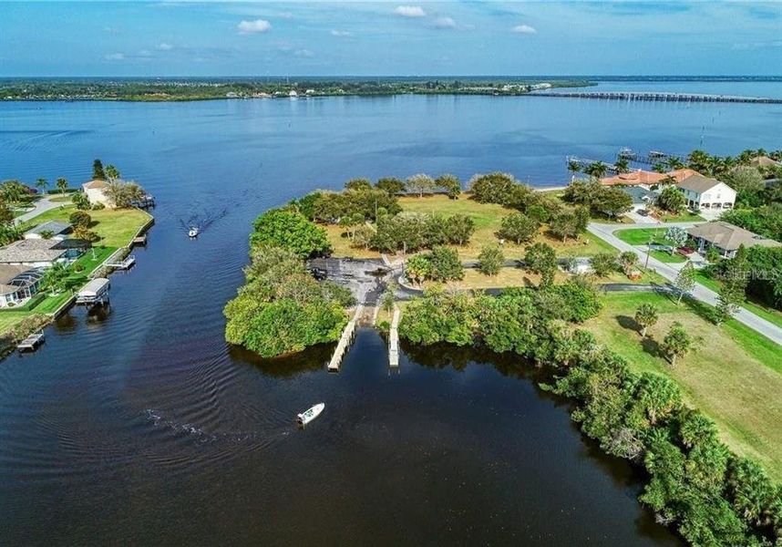 Natural landscape and outdoor views near  in Port Charlotte (Image 18).