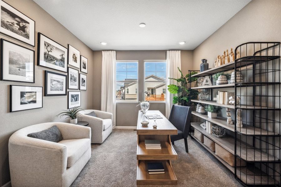 Representative furnished interior of a home built from the Sand Dune by Taylor Morrison in The Aurora Highlands Landmark Collection, Aurora (Image 5).