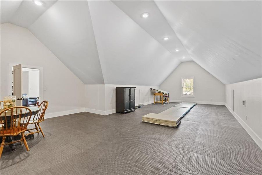 Image 63 of a home in .