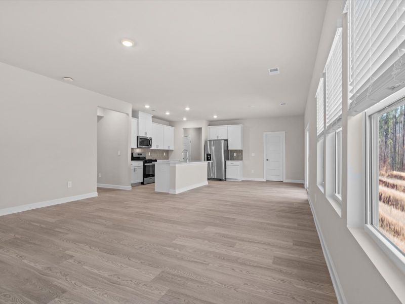 Spacious, unfurnished interior of a new home in Collier Ridge, Moore (Image 13).