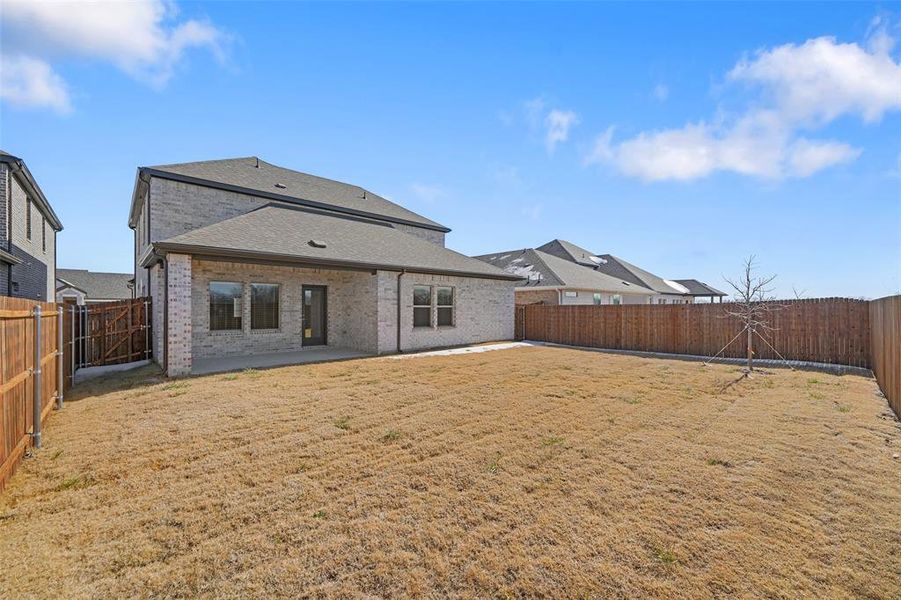 Exterior details and patio area of a home in Windmore, Princeton (Image 4).