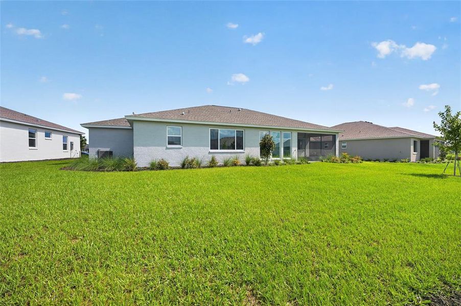 Exterior details and patio area of a home in , Ocala (Image 32).