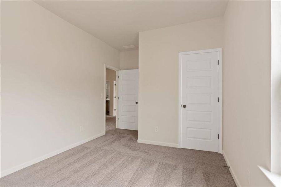 Spacious, unfurnished interior of a new home in Roxeywood Park, Winder (Image 25).