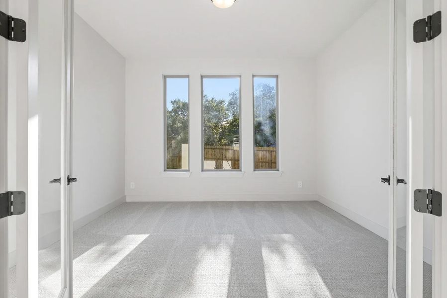 Gallatin B home office