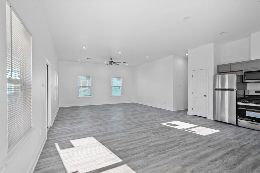 Image 24 of a home in . Image 24 of a home in .