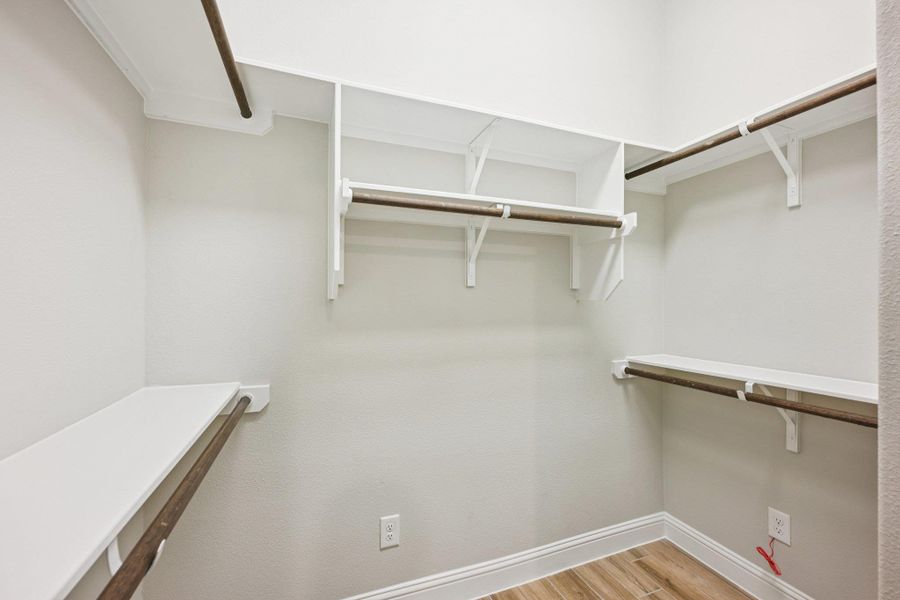 Spacious, unfurnished interior of a new home in Cross Creek, Cedar Park (Image 26).