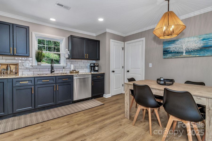 Furnished interior view inside a new home in , Waynesville (Image 4).