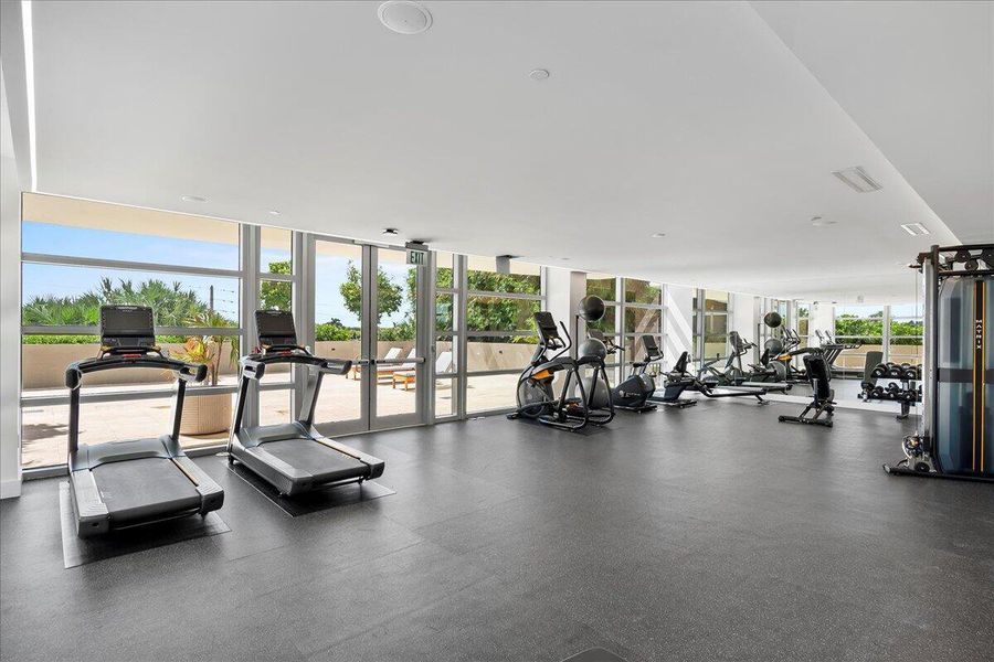 Community amenities in , West Palm Beach (Image 59).