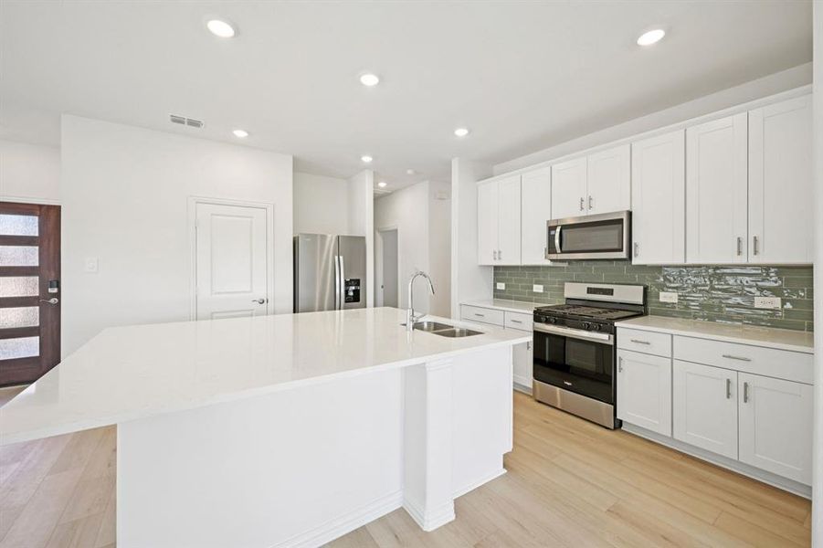 Photo is not of the actual home, but is an inspirational photo of builder’s model home and may depict options, furnishings, and/or decorator features that are not included.
