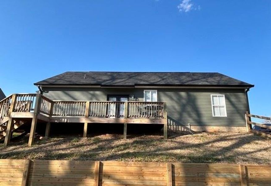 Exterior details and patio area of a home in , Buchanan (Image 3).