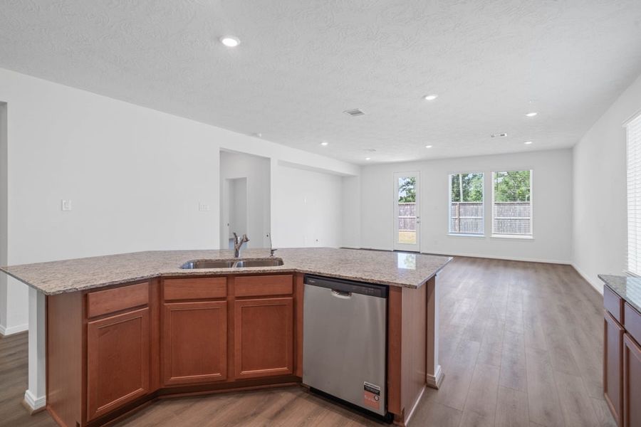 Furnished interior view inside a new home in Sagecrest Preserve, Conroe (Image 9).