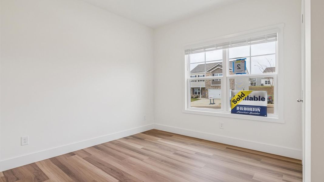 Spacious, unfurnished interior of a new home in Millstone Village, Morristown (Image 12).