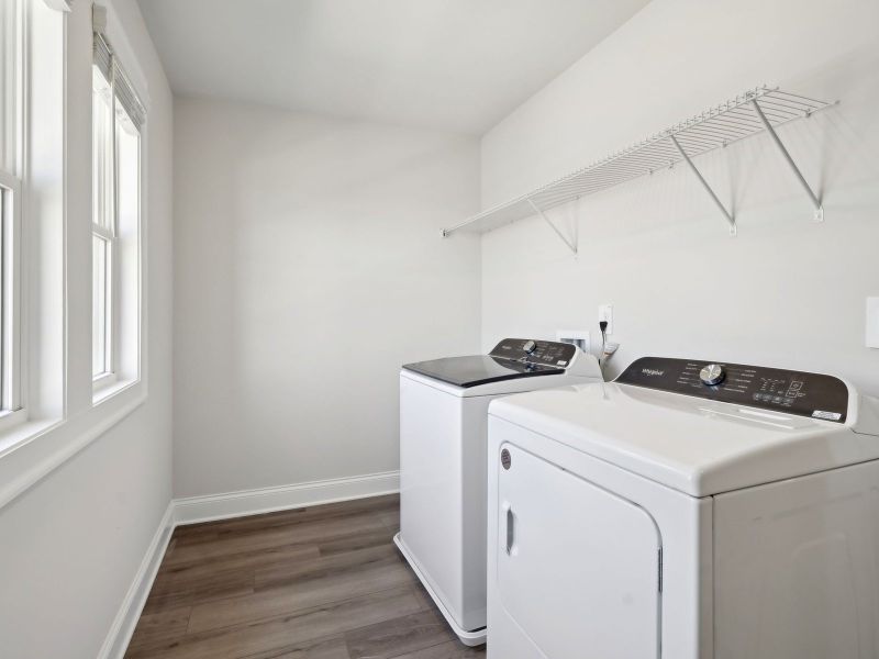 Close-up of interior finishes inside a home in Martin Springs - Estate Series, Lawrenceville (Image 10).