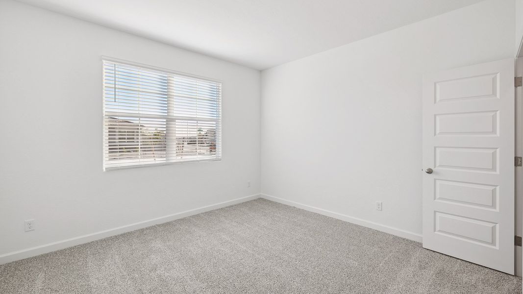 Spacious, unfurnished interior of a new home in Desert Moon Estates, Buckeye (Image 24).