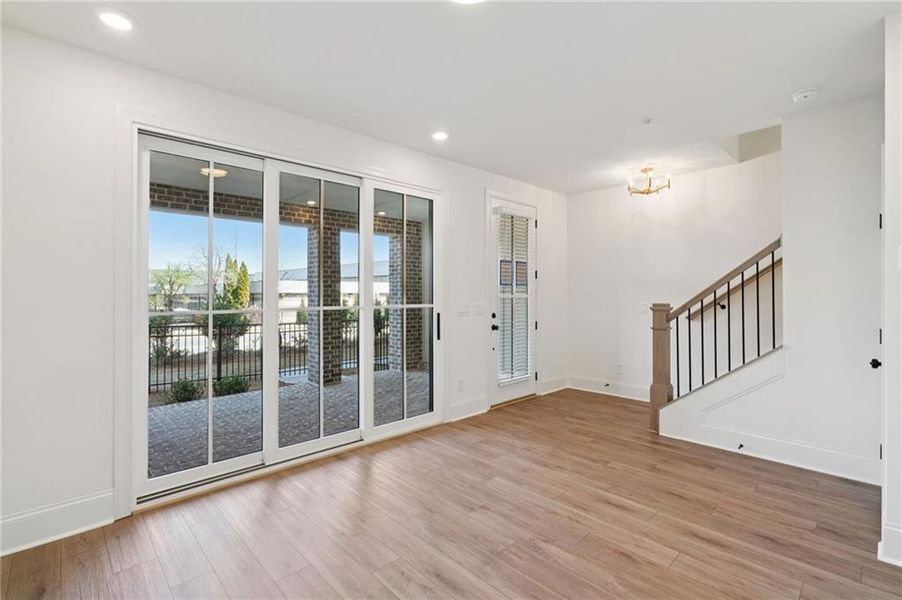 Spacious, unfurnished interior of a new home in IveyBrooke, Alpharetta (Image 22).