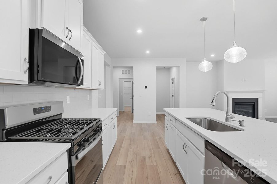 Furnished interior view inside a new home in Waxhaw Landing, Monroe (Image 8). Furnished interior view inside a new home in Waxhaw Landing, Monroe (Image 8).